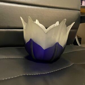 90s Partylite lotus blossom